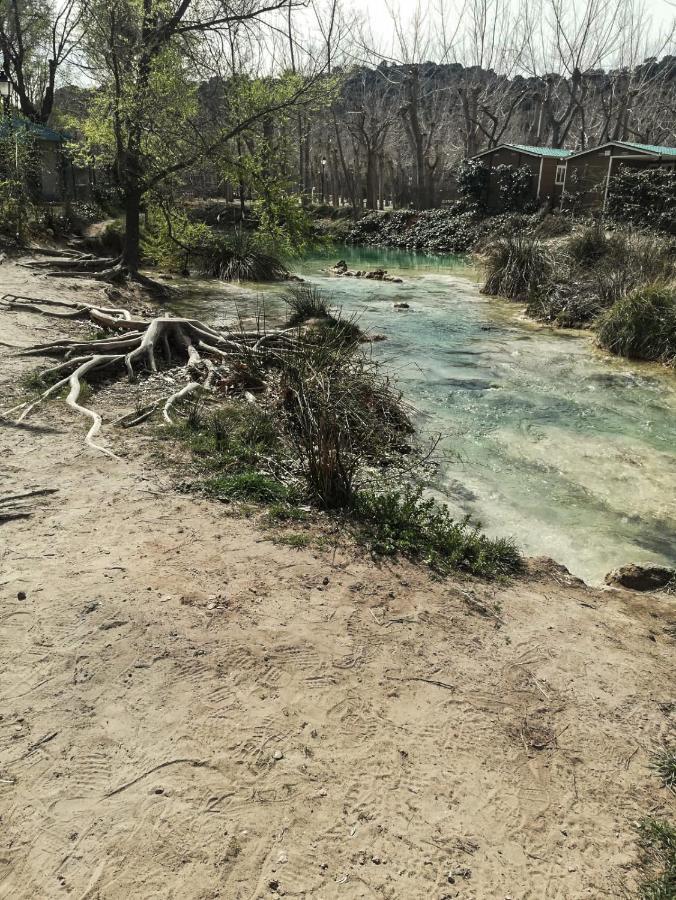 הוילה אוסה דה מונטיאל Casa Rural Los Eneares מראה חיצוני תמונה