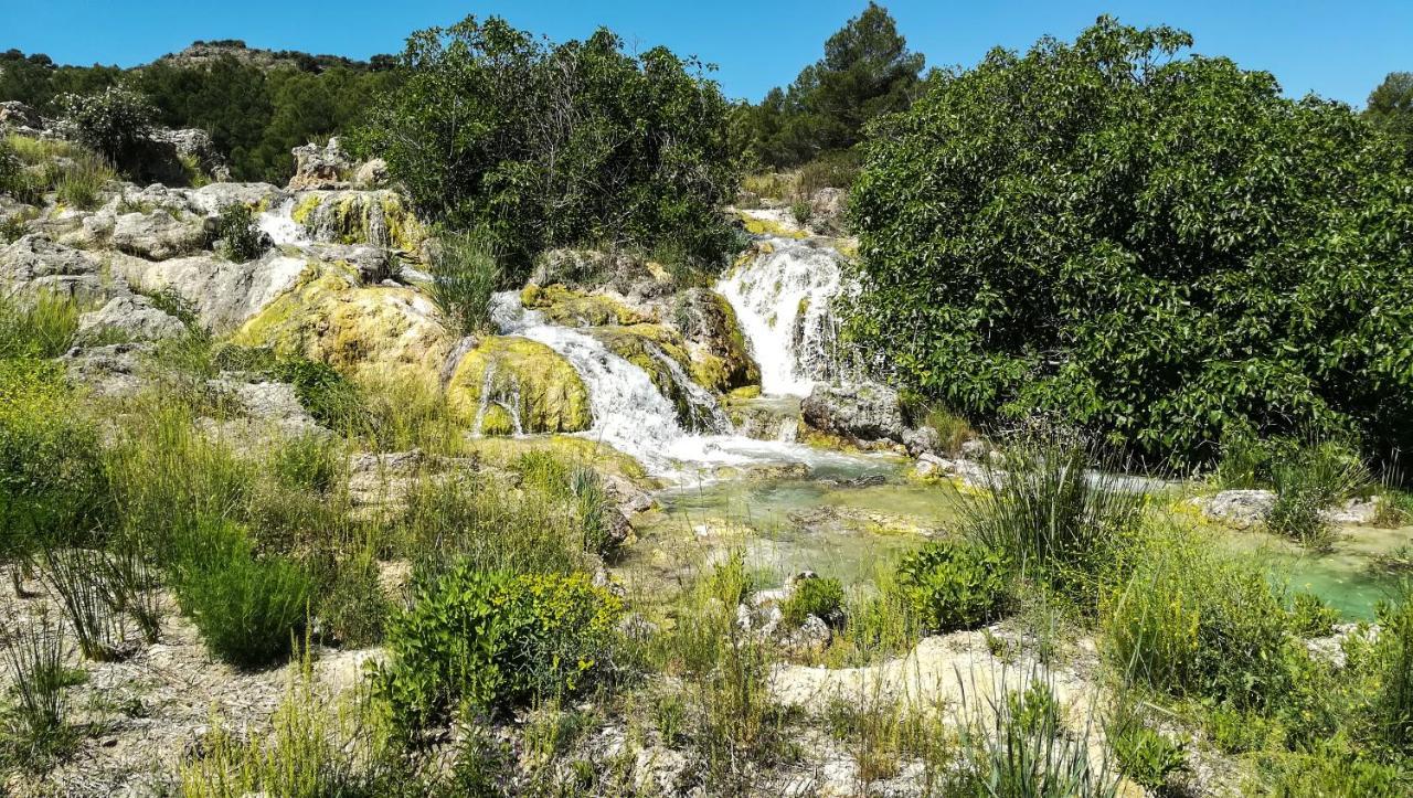 הוילה אוסה דה מונטיאל Casa Rural Los Eneares מראה חיצוני תמונה